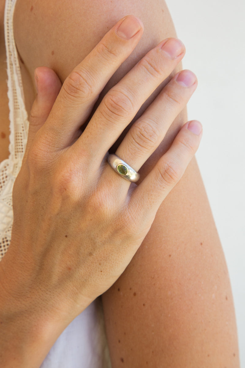 1990s Sterling Silver and Peridot Ring