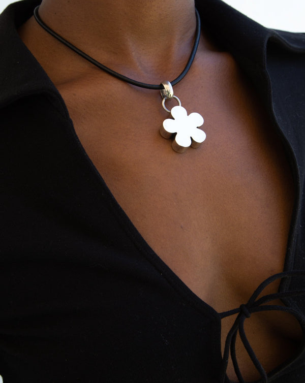 1980's-1990's Sterling Silver Daisy Pendant