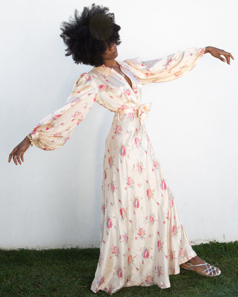 1930s Balloon Sleeve Silk Floral Dressing Gown